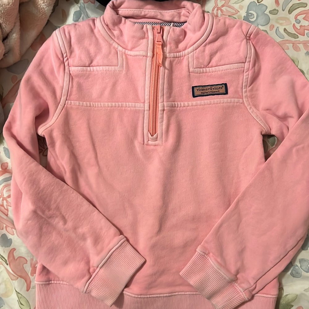Pink vineyard vines pullover